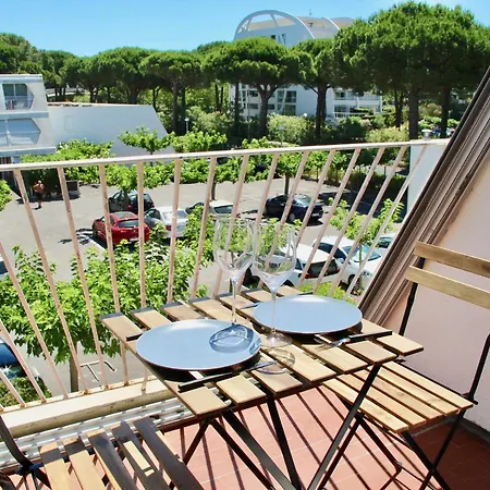 Le Serinity - 10 Min Des Plages A Pieds, Wifi, Parking, Clim Apartment